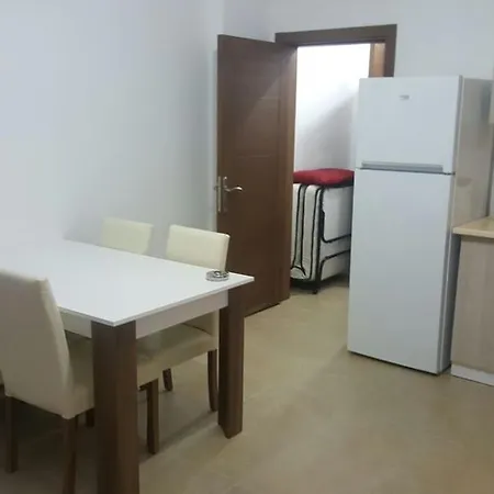 Celik Apart Apartament Turunç